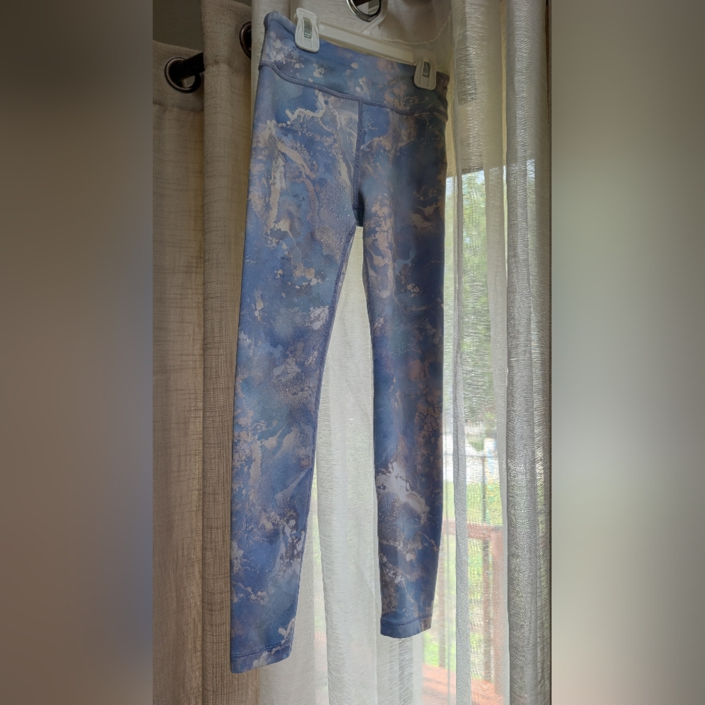Athleta Blue Tie-Dye Leggings